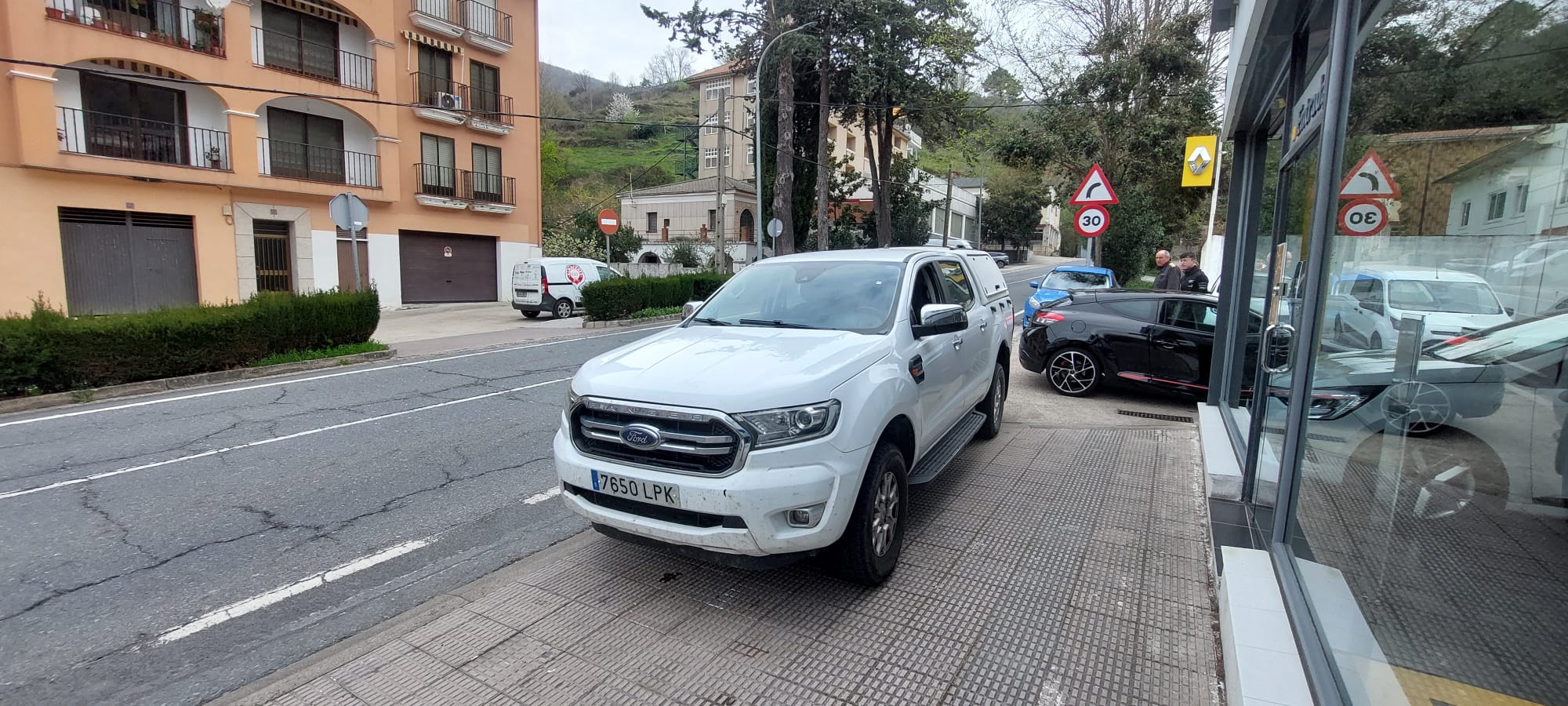 Ford Ranger 2.0 170CV  foto 9